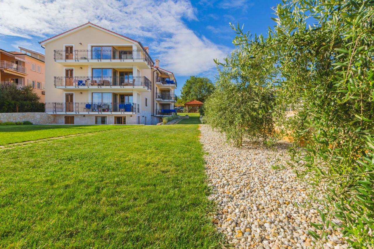 Luxury Apartments Villa Matea 1 Malinska Exterior foto